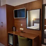 Airport Global Hotel