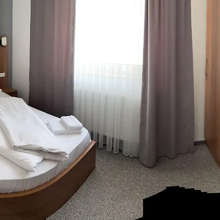 Airport Global Szálloda Mörfelden-Walldorf