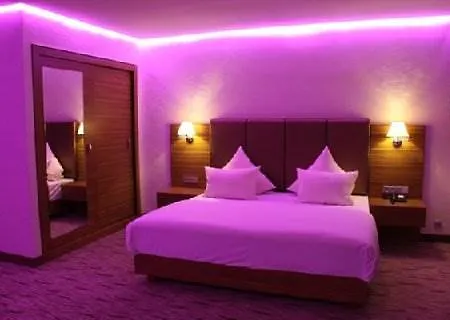 Airport Global Hotel, Olive Hotel