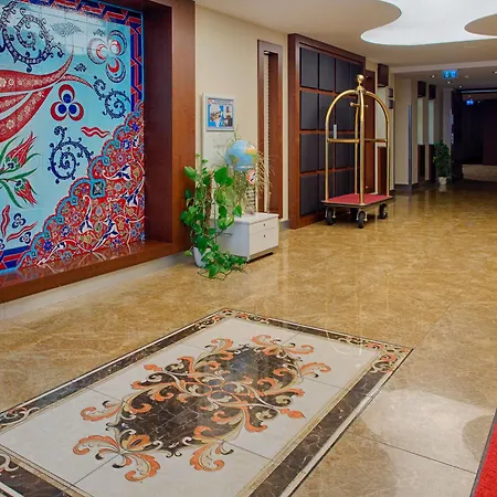 Airport Global Hotel, Olive מורפלדן וולדורף