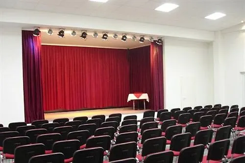 Отель Airport Global 3*